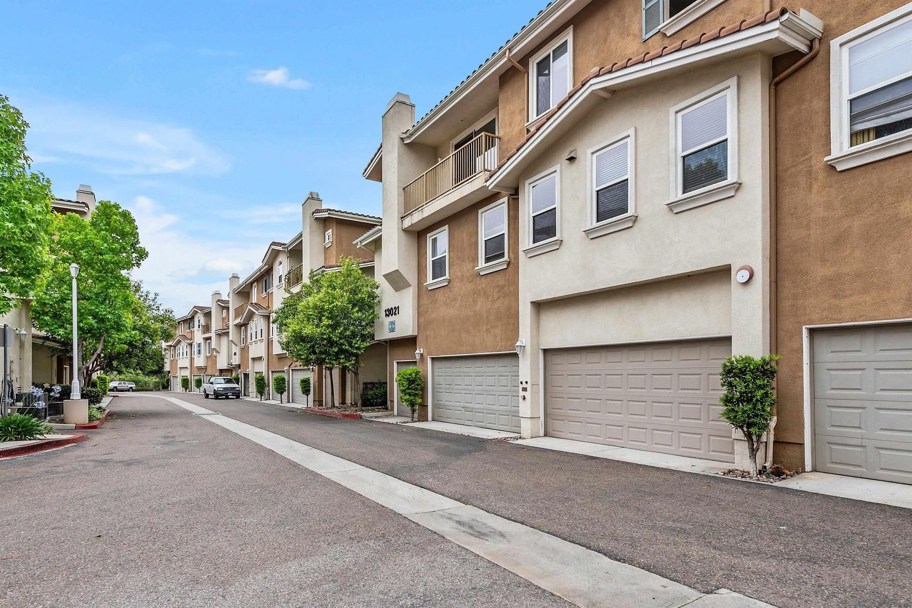 13021 Evening Creek Drive 21
