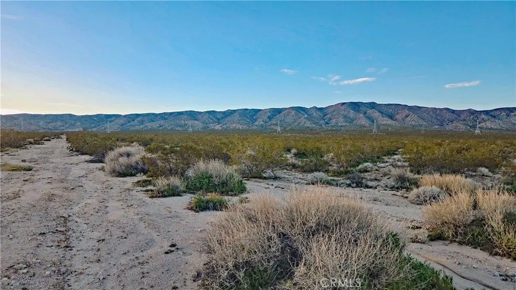 Photo of 0 Rose Ave, Mojave, CA 93501 (MLS # SR26011735)