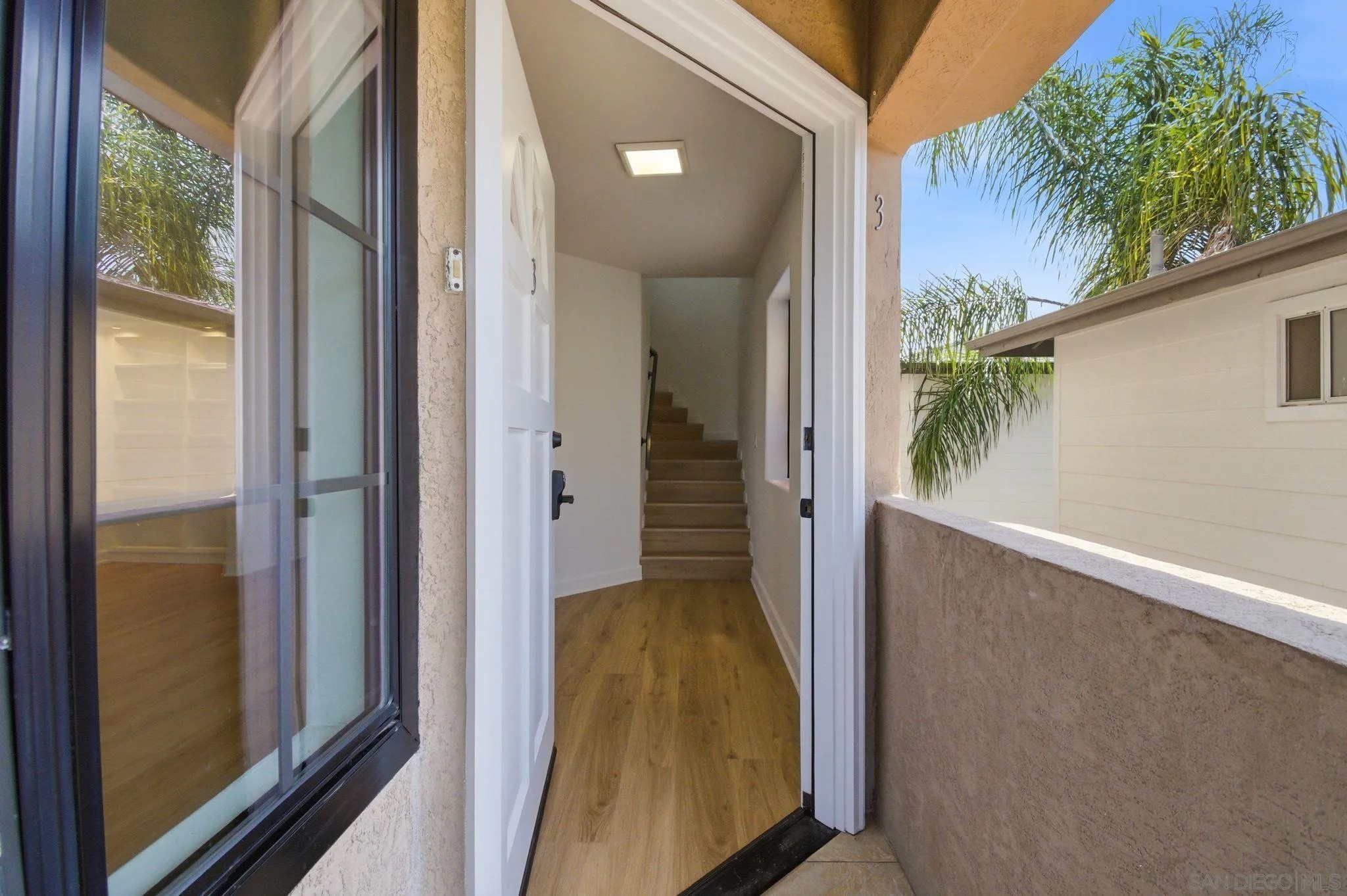 183 Date Avenue 3