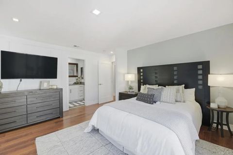 Tiny photo for 1541 Via Entrada Del Lago, San Marcos, CA 92078 (MLS # NDP2510486)