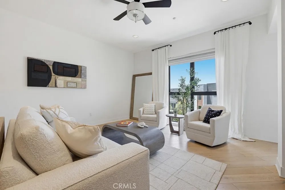 402 S Rockefeller 406