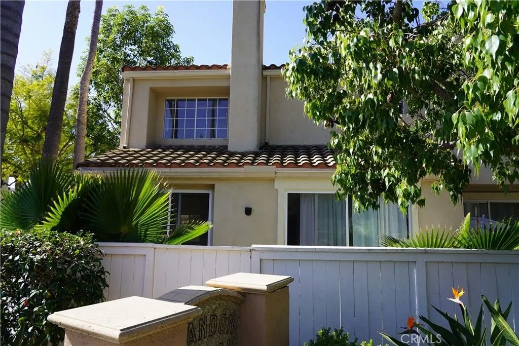 Photo of 87 Chandon, Laguna Niguel, CA 92677 (MLS # SR26006187)