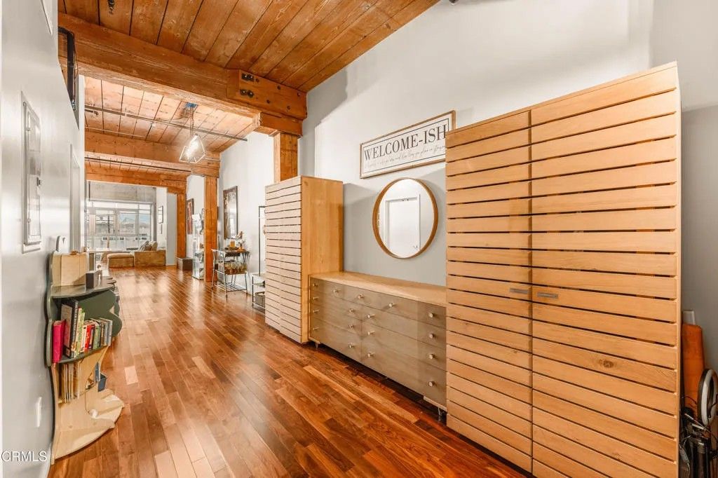 Photo of 530 S Hewitt Street #426, Los Angeles, CA 90013 (MLS # P1-25953)