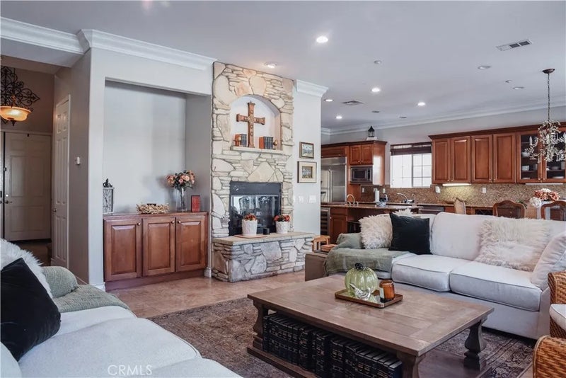 6029 Lily Rock Dr