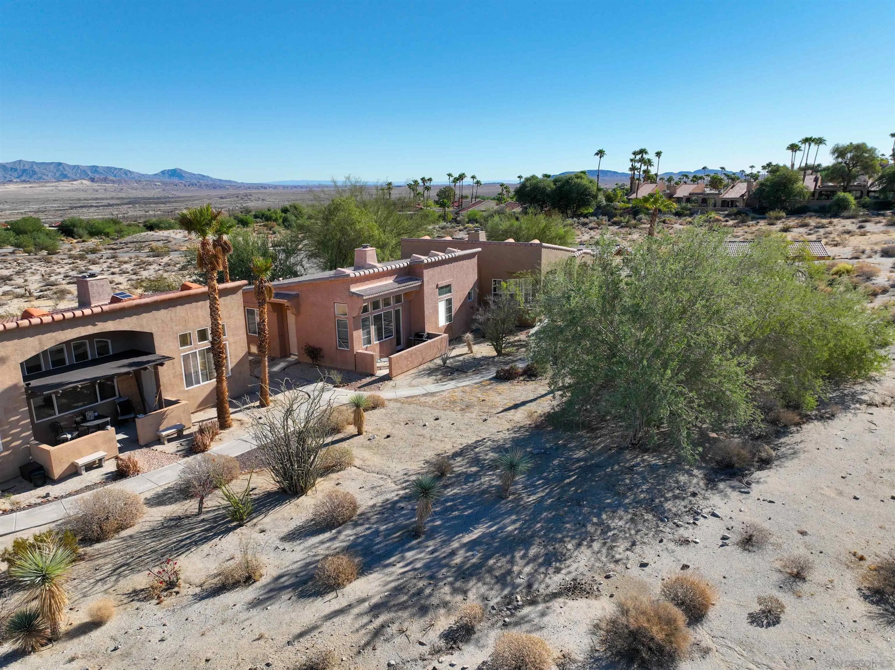 1840 Las Casitas Dr