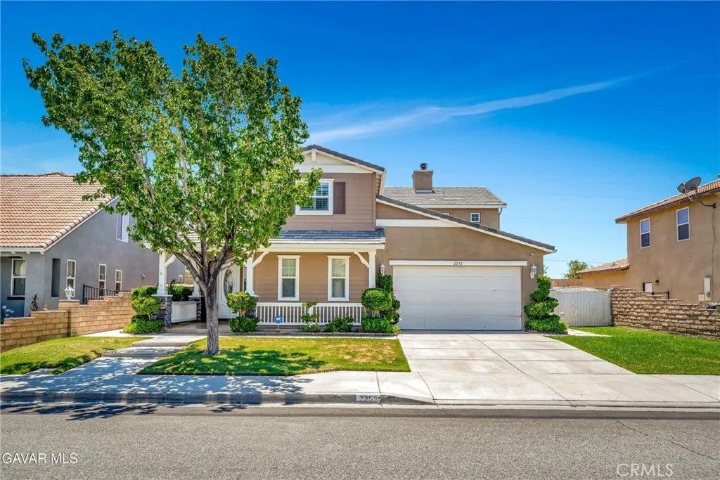 Photo of 2252 Cypress St, Lancaster, CA 93535 (MLS # SR25251145)