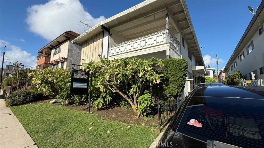 Photo of 1606 Barry Ave, Los Angeles, CA 90025 (MLS # IG26062173)