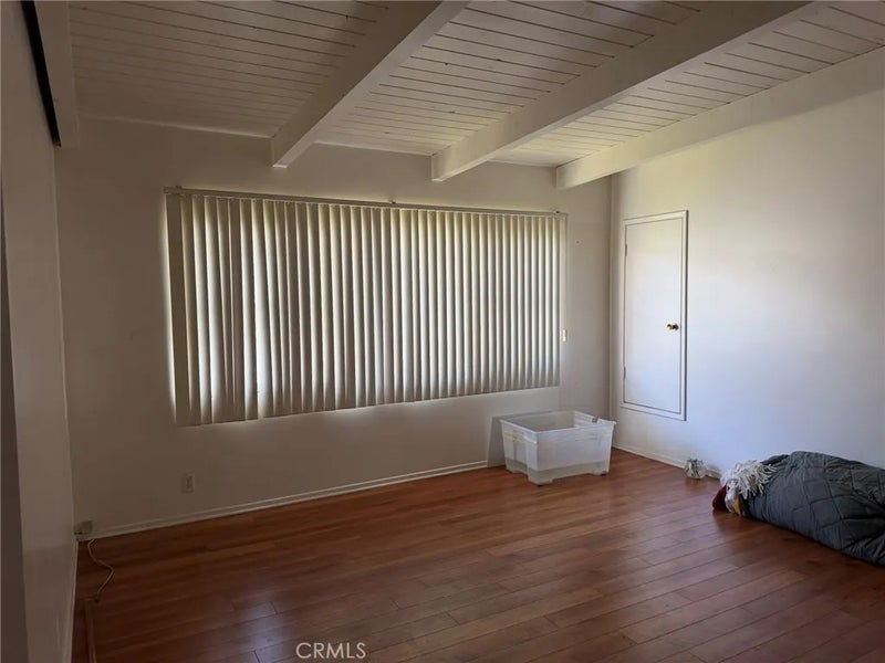 1606 Barry