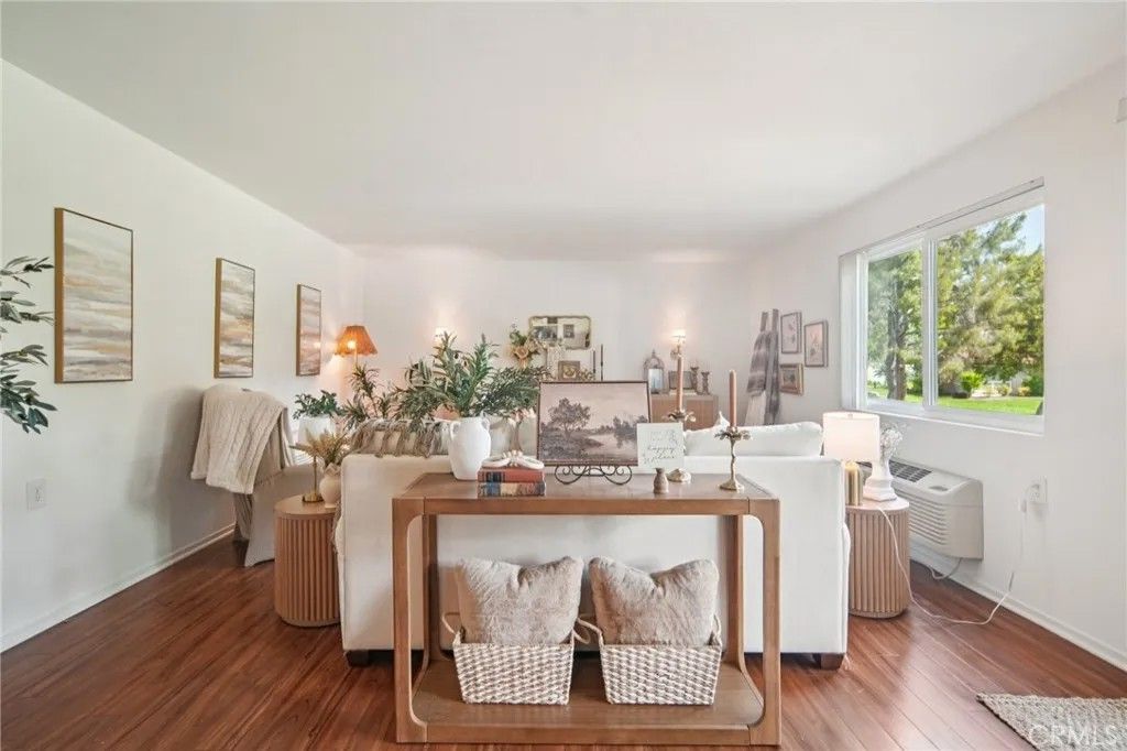 Photo of 2402 Via Mariposa #1E, Laguna Woods, CA 92637 (MLS # OC26073375)