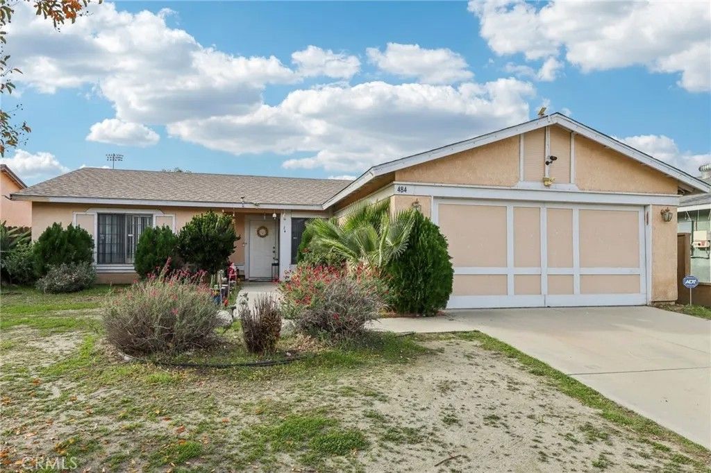 Photo of 484 Westminister, San Jacinto, CA 92583 (MLS # SW25277728)