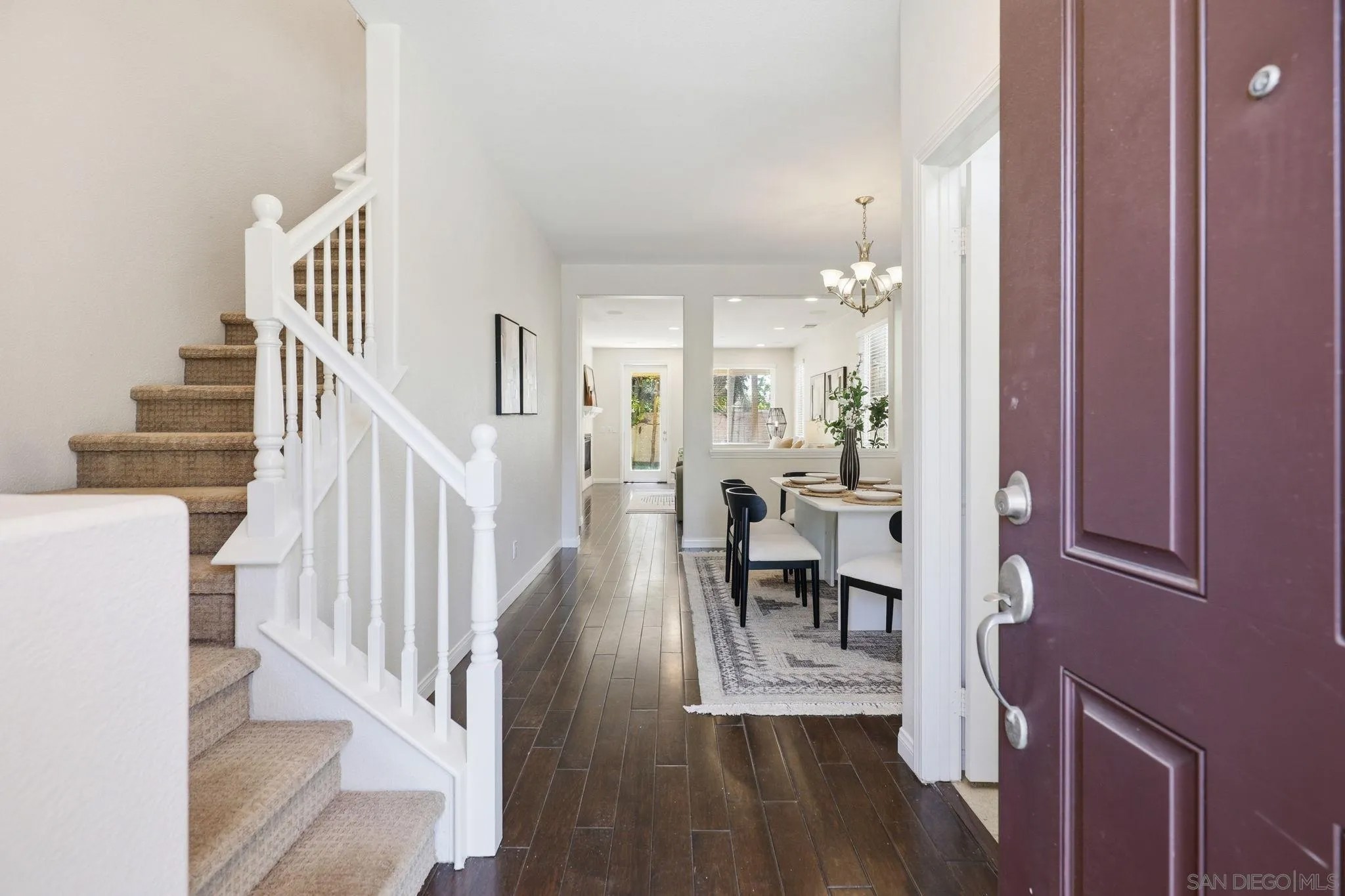 7385 Healis Pl