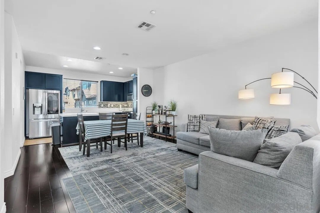 2724 Slippery Elm