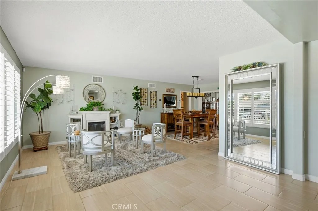 411 Brentwood