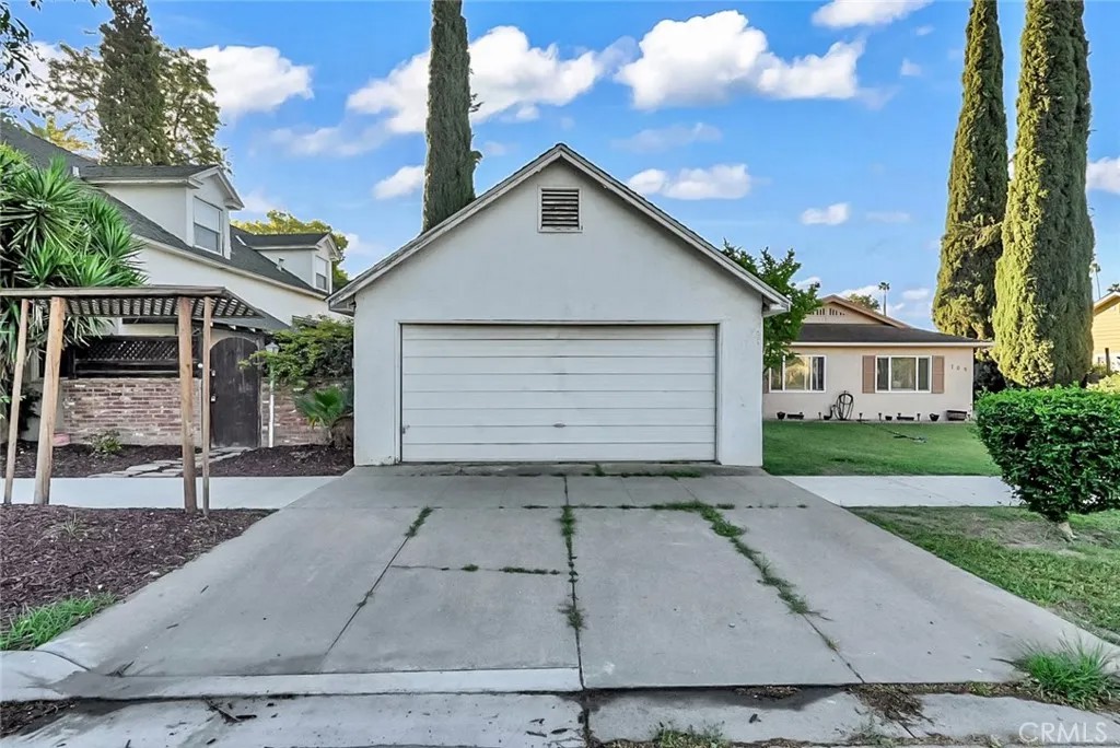 155 N 7th Avenue