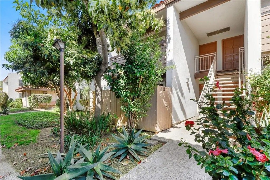 Photo of 2501 W Sunflower Avenue #E16, Santa Ana, CA 92704 (MLS # OC26042950)