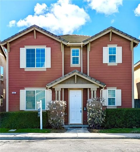 Photo of 4361 W Artemisa, Fresno, CA 93722 (MLS # FR26033667)