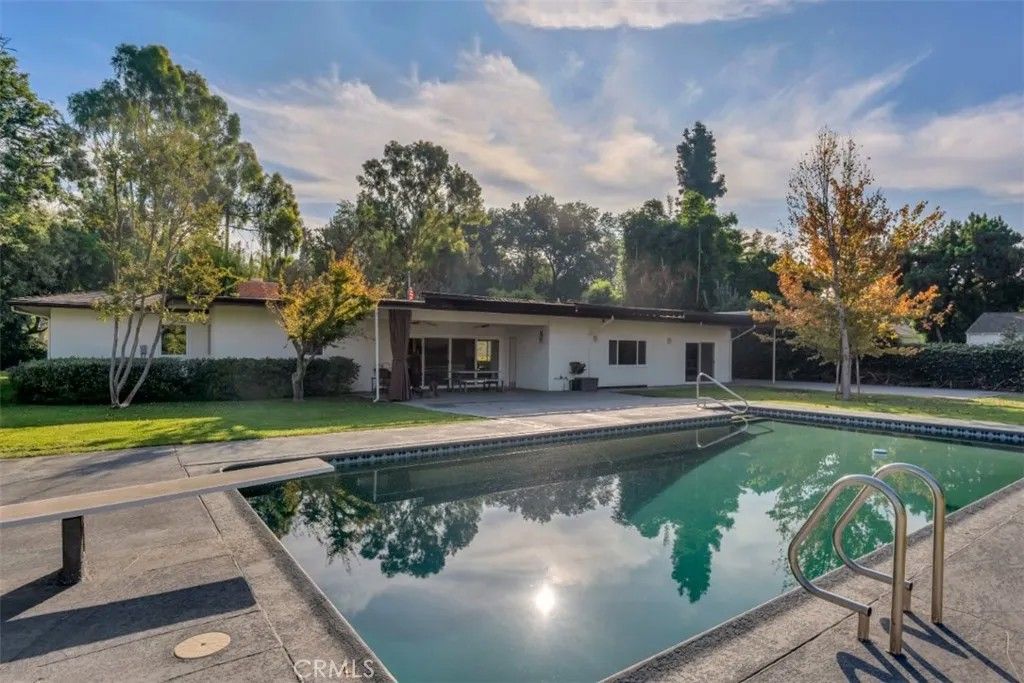 Photo of 8359 Melvin Avenue, Northridge, CA 91324 (MLS # SR25253598)