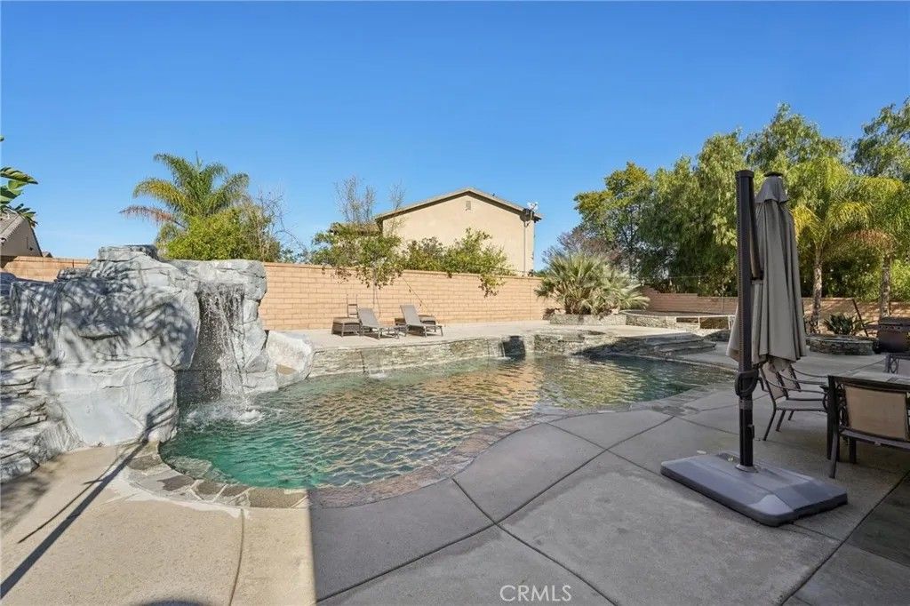 Photo of 32728 Shadyview Street, Winchester, CA 92596 (MLS # SW26002687)