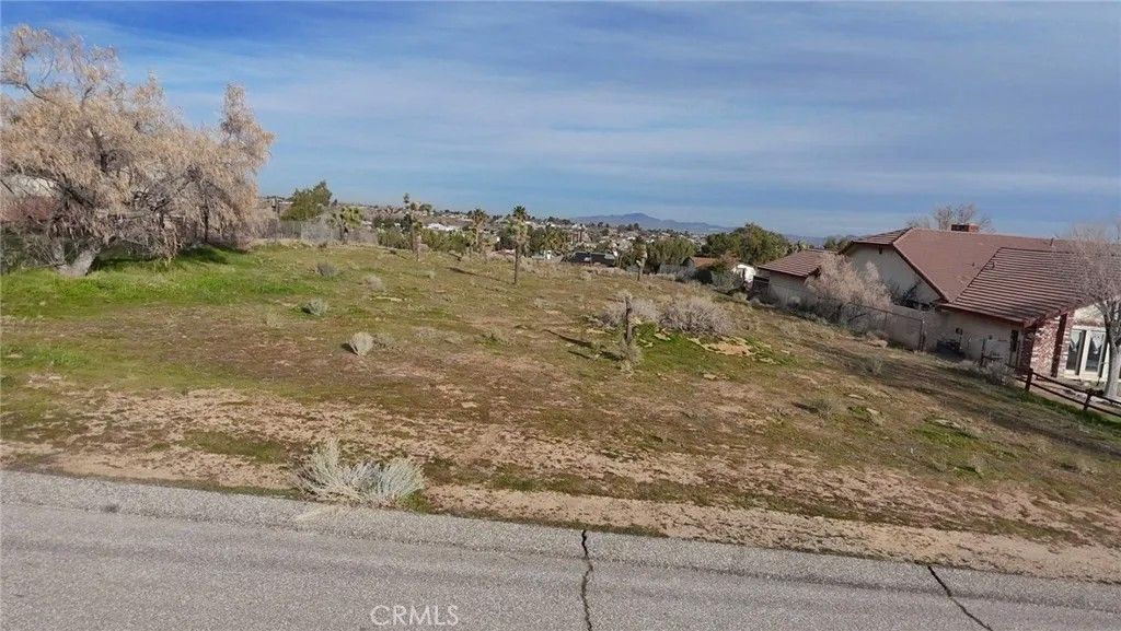 Photo of 0 Yuba, Hesperia, CA 92345 (MLS # CV26017630)