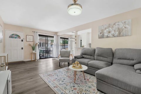 Photo of 1108 Landsburn Circle, Westlake Village, CA 91361 (MLS # SR26085241)