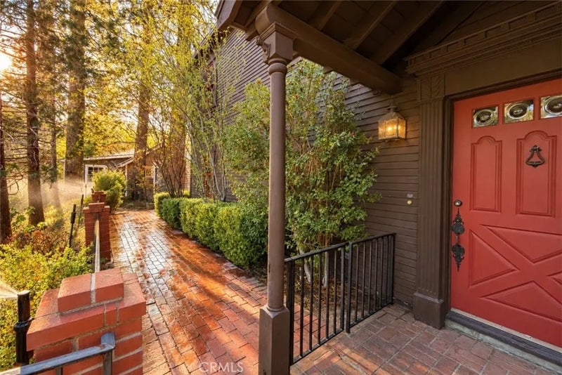 29682 Hook Creek