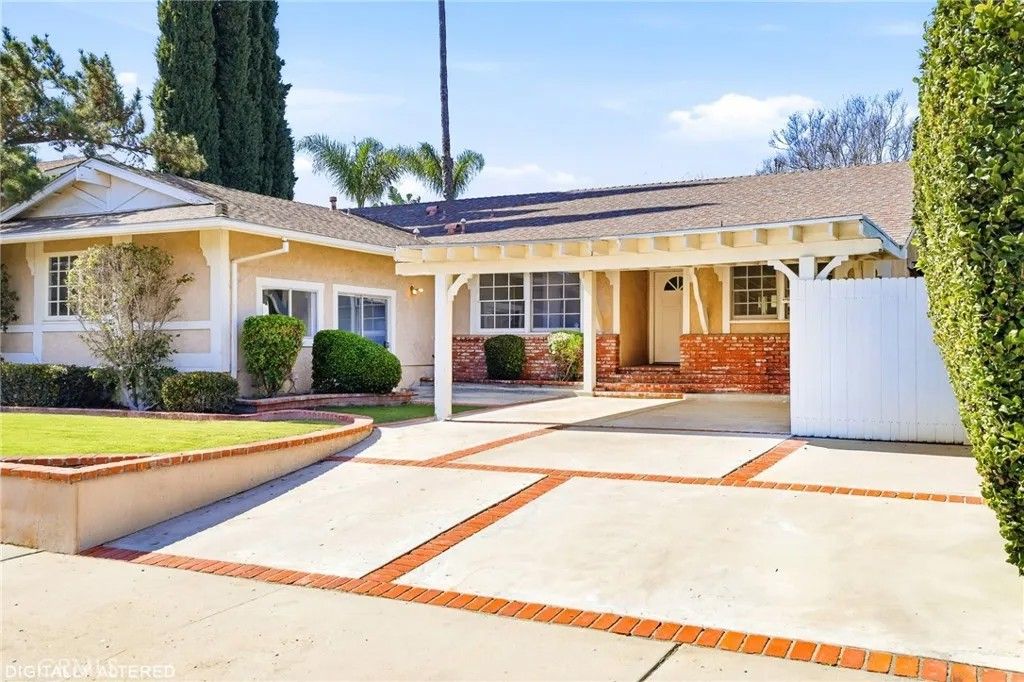 Photo of 1843 Garvin Avenue, Simi Valley, CA 93065 (MLS # SR26040563)