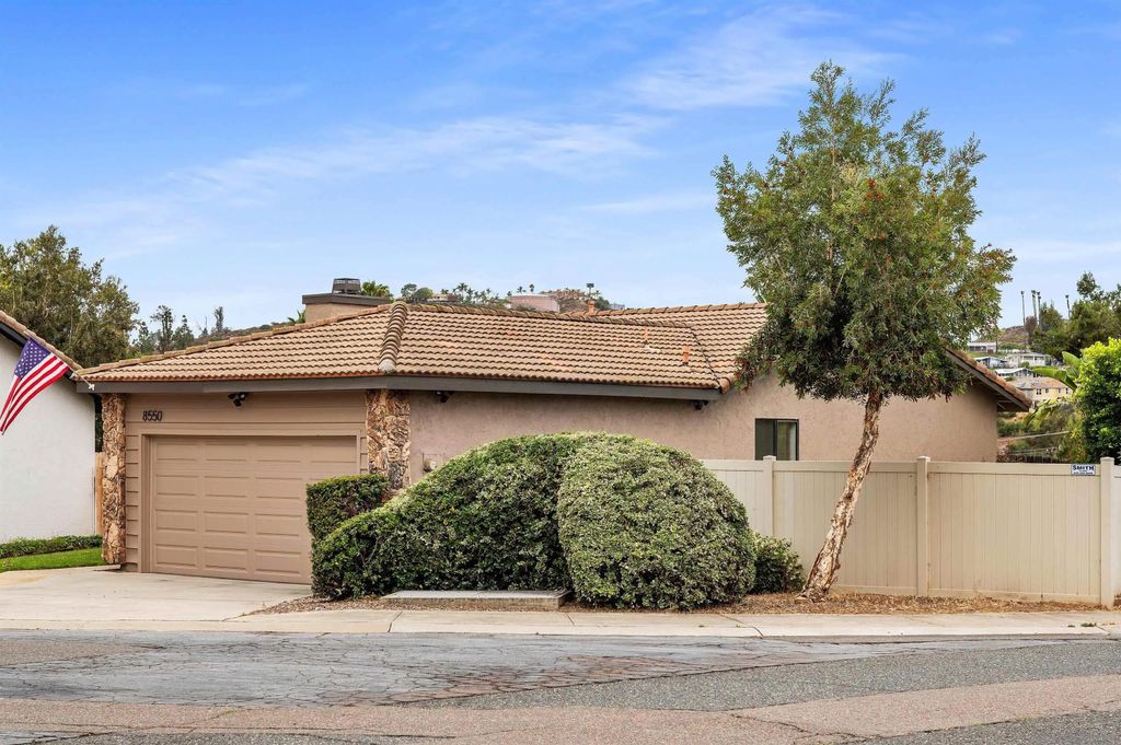 Photo of 8550 Snow White Dr, El Cajon, CA 92021 (MLS # 260012955)