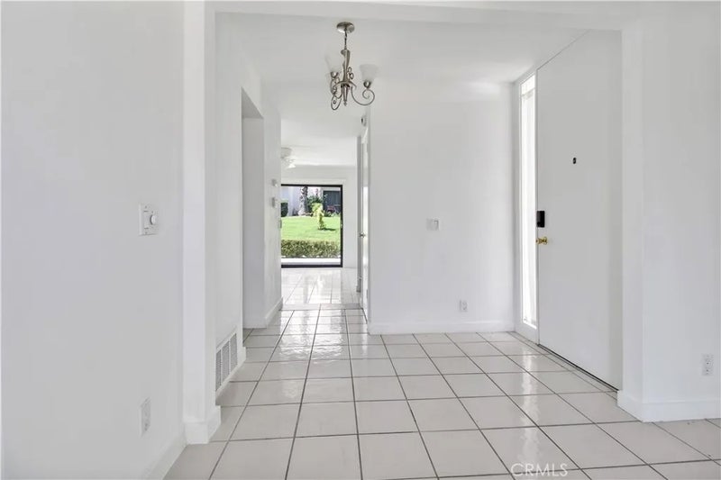 48944 Desert Flower