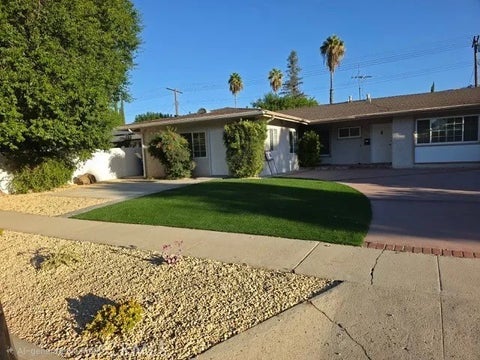 Photo of 23753 Welby WAY, West Hills, CA 91307 (MLS # SR26222909)