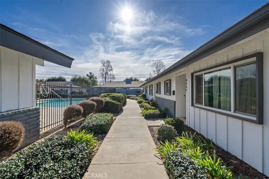 Photo of 804 E Washington Avenue #C, Escondido, CA 92025 (MLS # IG25013629)