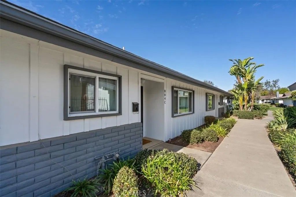 Photo of 804 E Washington Avenue #C, Escondido, CA 92025 (MLS # IG25013629)