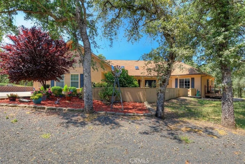 260 Orange Avenue