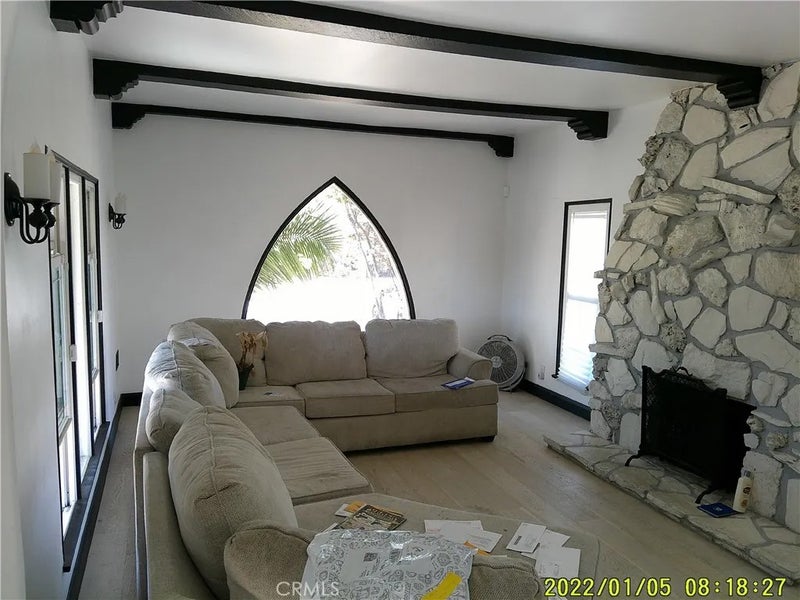 1456 W 89th