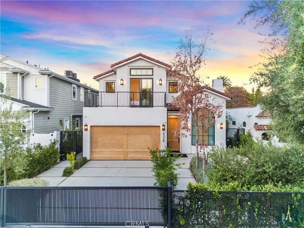 Photo of 4324 Camellia, Studio City, CA 91604 (MLS # SR26009216)