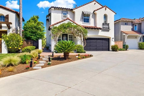 Photo of 1551 Fairway Vis, Encinitas, CA 92024 (MLS # NDP2608585)