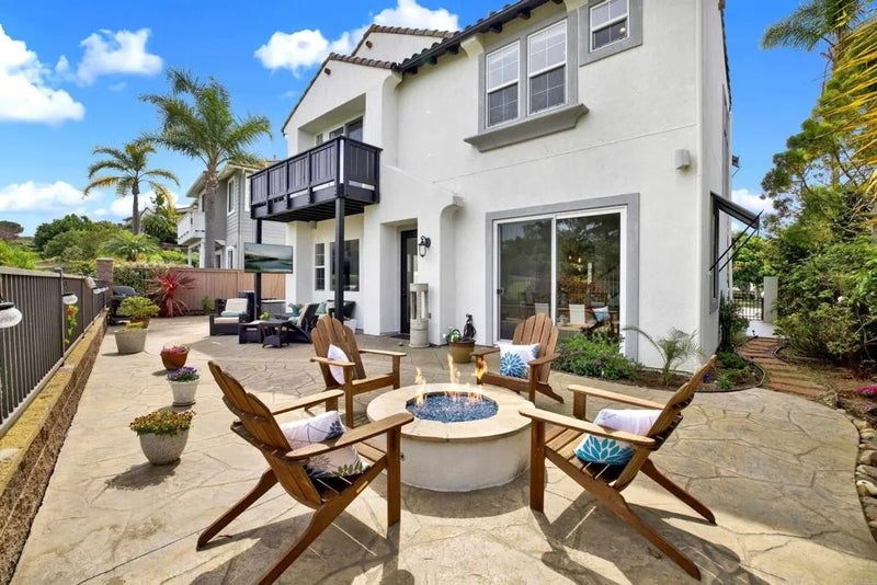 1551 Fairway