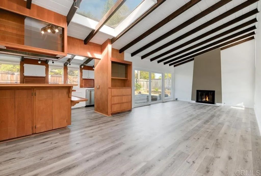 Photo of 744 E Solana Cir, Solana Beach, CA 92075 (MLS # NDP2511380)