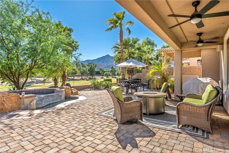 81877 Rustic Canyon