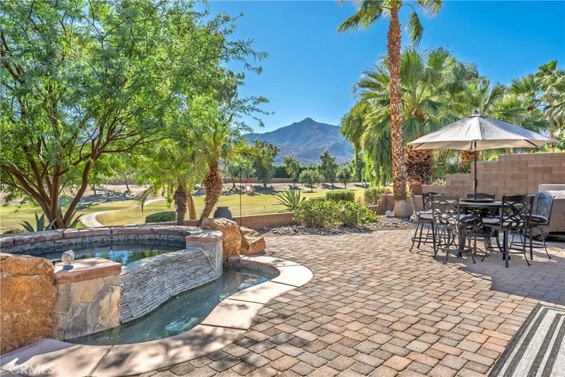 81877 Rustic Canyon