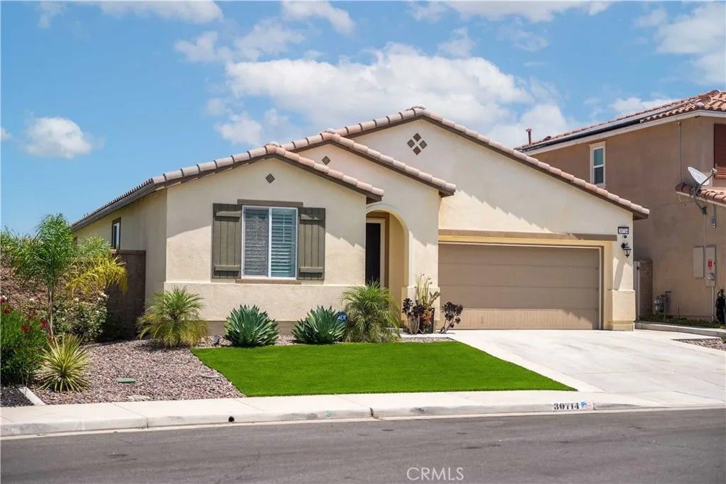 Photo of 30714 Gazing Star Lane, Murrieta, CA 92563 (MLS # OC25169104)