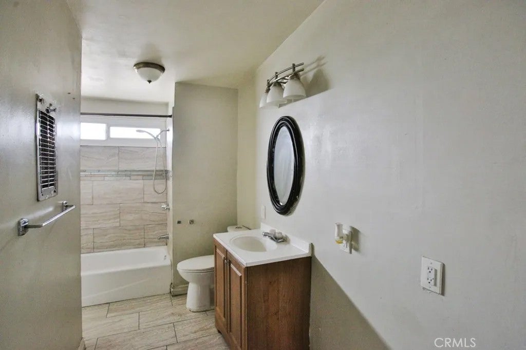 643 W Ramona Drive