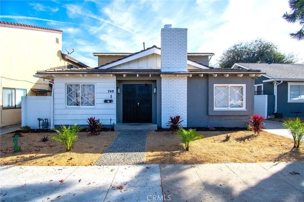 Photo of 748 Newport Avenue #4, Long Beach, CA 90804 (MLS # PW26006590)