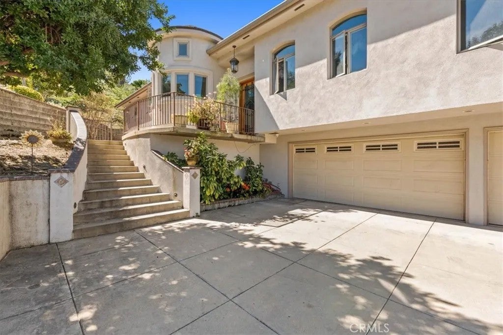 779 Ironbark Lane