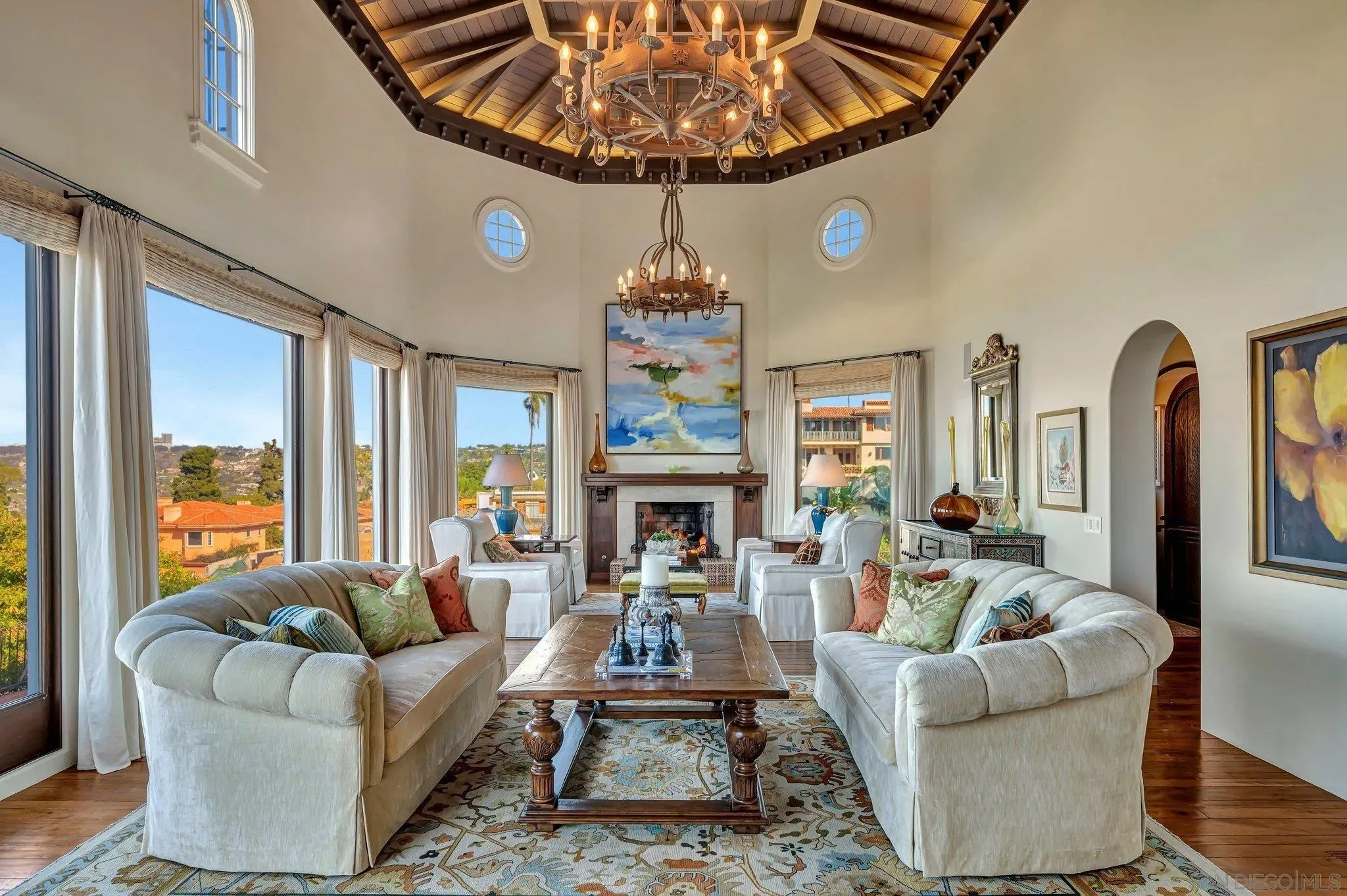 La Jolla, California 92037, United States, 6 Bedrooms Bedrooms, ,7 BathroomsBathrooms,Residential,Active,11003