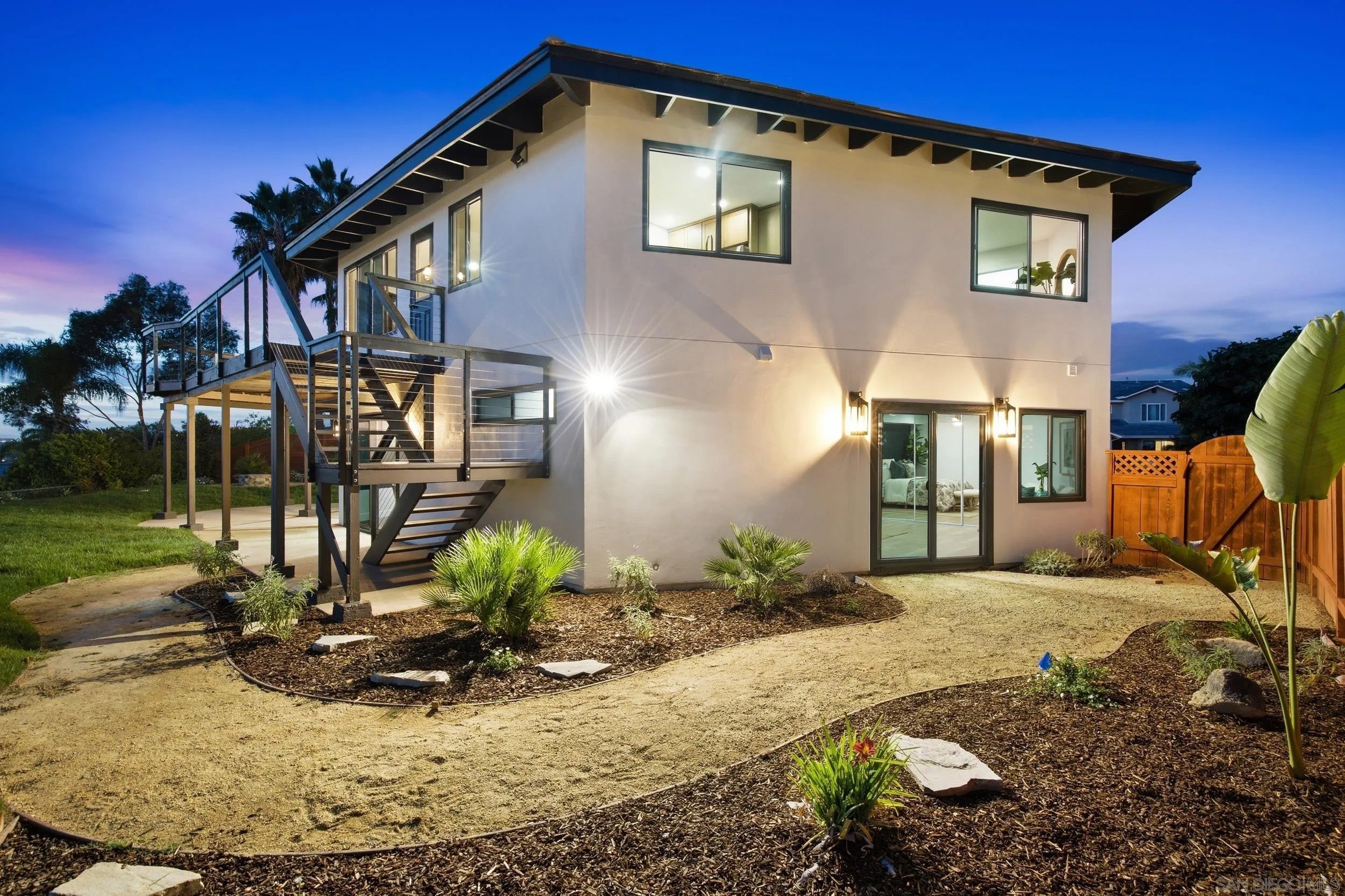7619 Cortina Ct