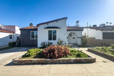 Photo of 2370 Pine Ave #A, Long Beach, CA 90806 (MLS # OC25249894)