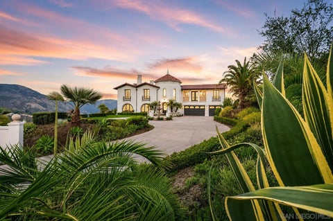 Photo of 7823 Calle Cima, Rancho Santa Fe, CA 92067 (MLS # 260022551)