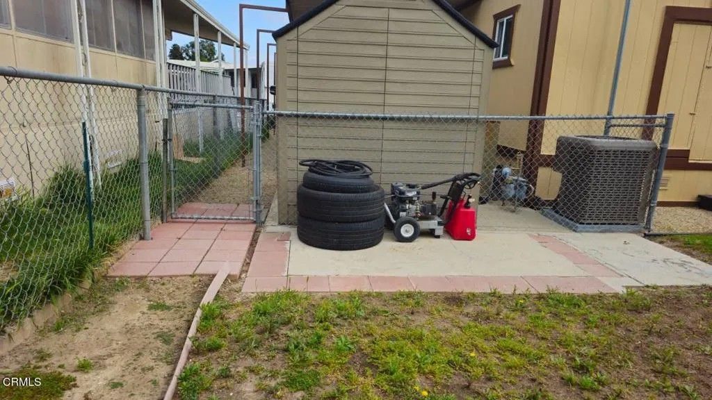 Photo of 182 Calle De La Rosa #182, Camarillo, CA 93012 (MLS # V1-35280)