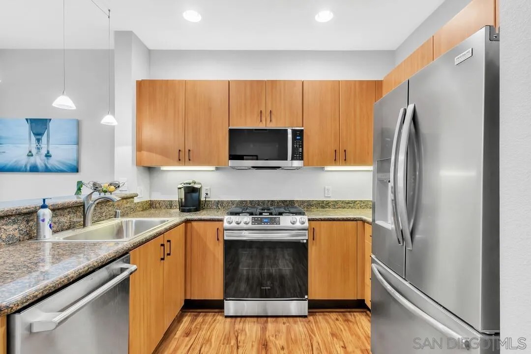 1400 Broadway 1202