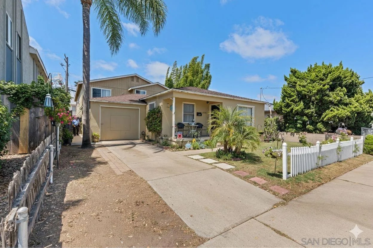 1956 Pacific Beach Dr